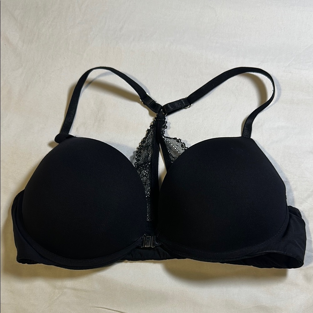 Black T-Shirt Bra with Molded Cups and Underwire